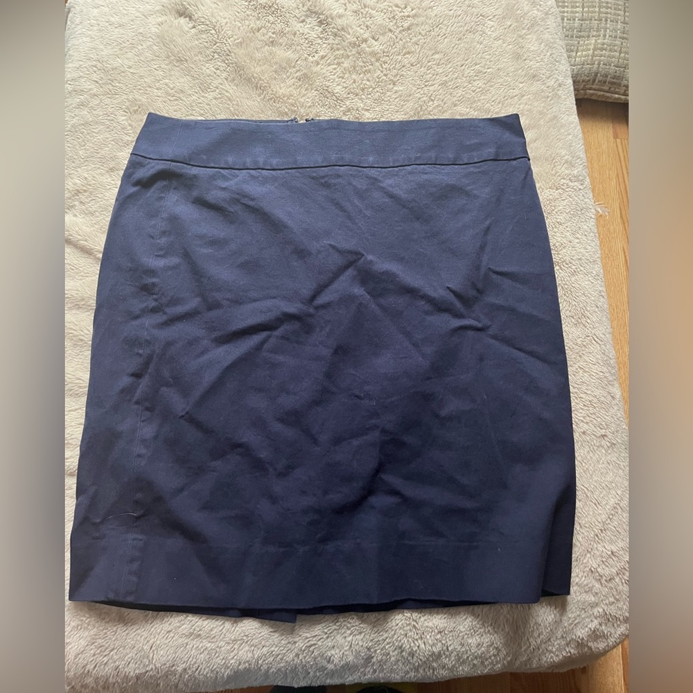 Banana republic size 14 navy skirt